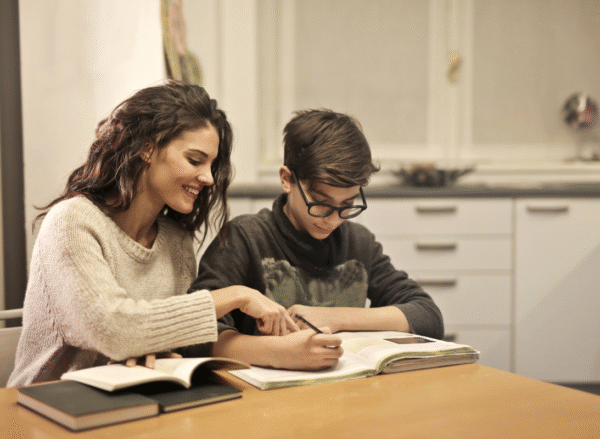 Top 10 Assignment Writing Tips for UK Students