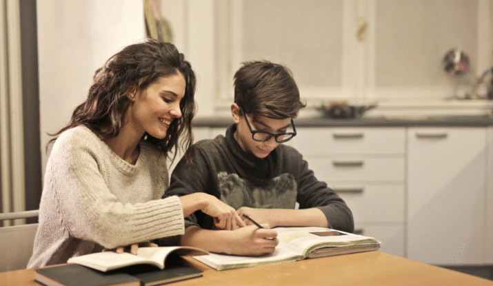 Top 10 Assignment Writing Tips for UK Students